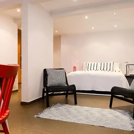 Cosy Studio Near Arroios * Lisbon