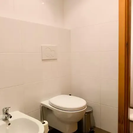 Cosy Studio Near Arroios Apartament *